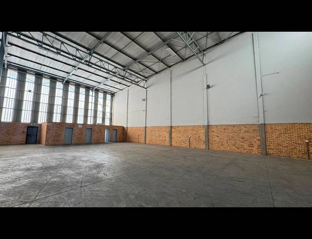 680M² WAREHOUSE TO LET IN LINBRO PARK